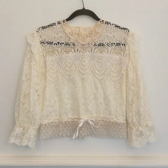 Vintage Ivory Lace Top Sheer Long Sleeve Victorian Style Blouse Boho Chic - Picture 7 of 7